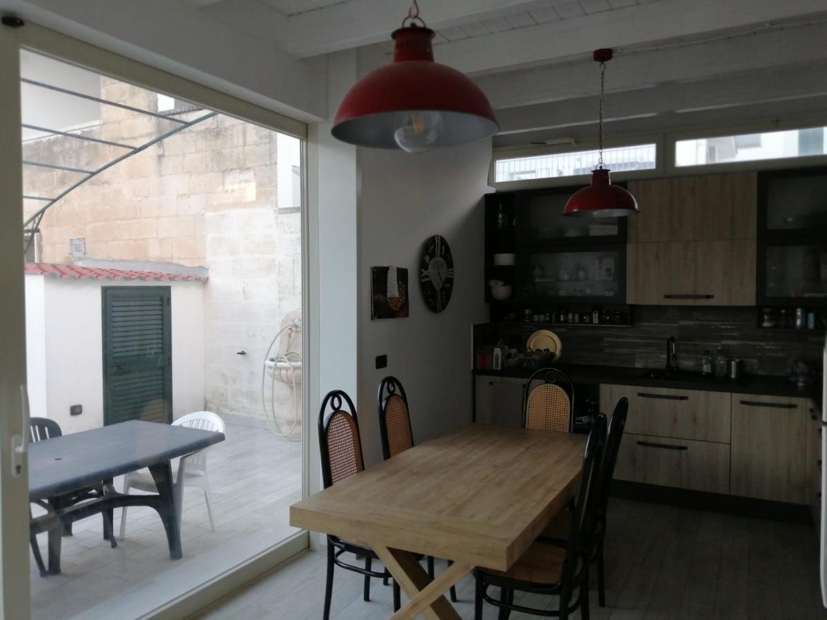 Casa Lauretta - Terrazza - Garage Wifi E Bici Gratuite Villa Lecce Dış mekan fotoğraf