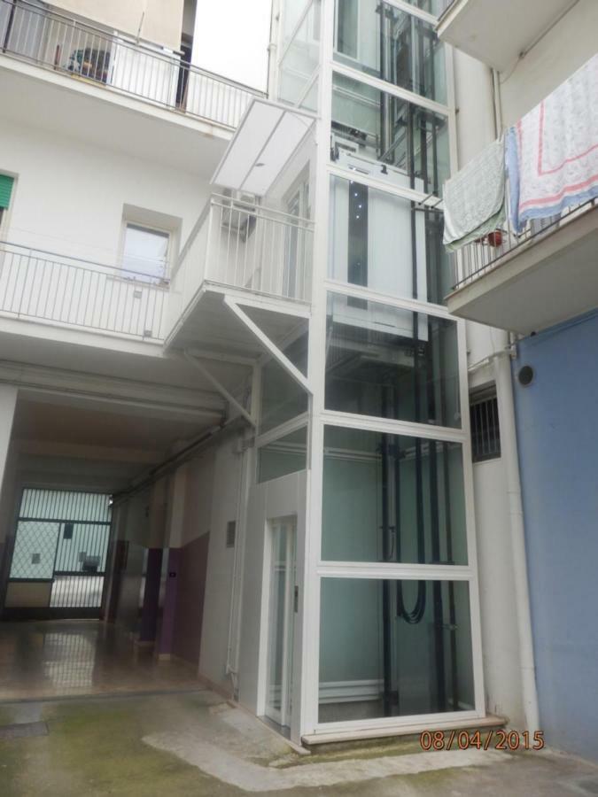 Casa Lauretta - Terrazza - Garage Wifi E Bici Gratuite Villa Lecce Dış mekan fotoğraf